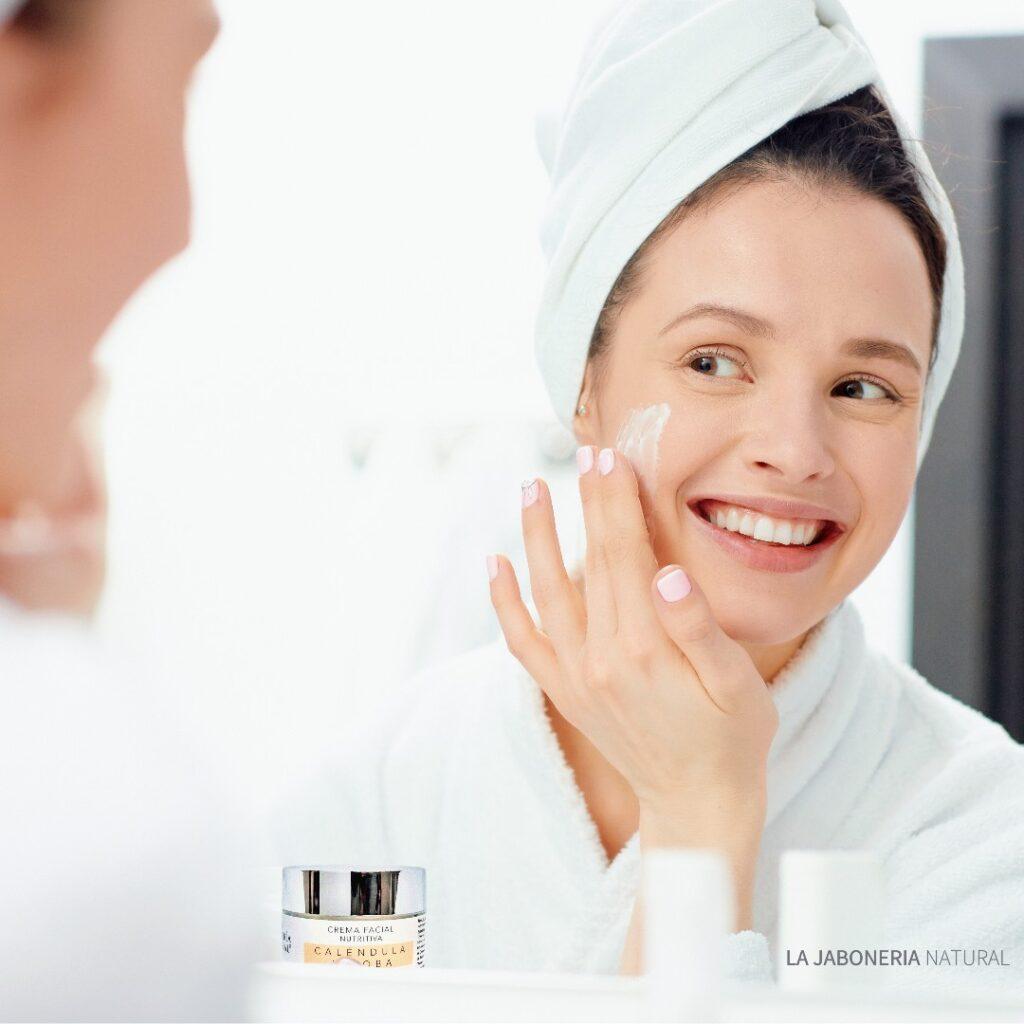 mujer crema natural
